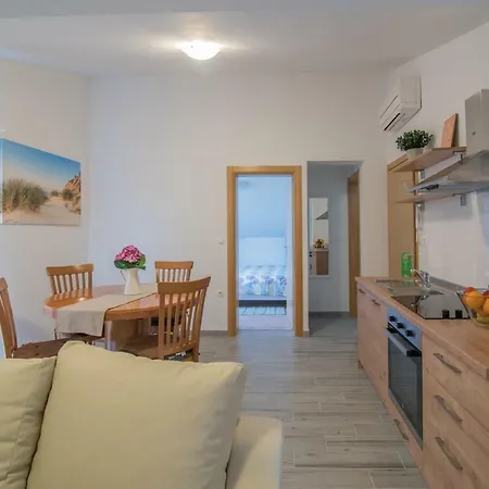 Middle Istra * Pazin